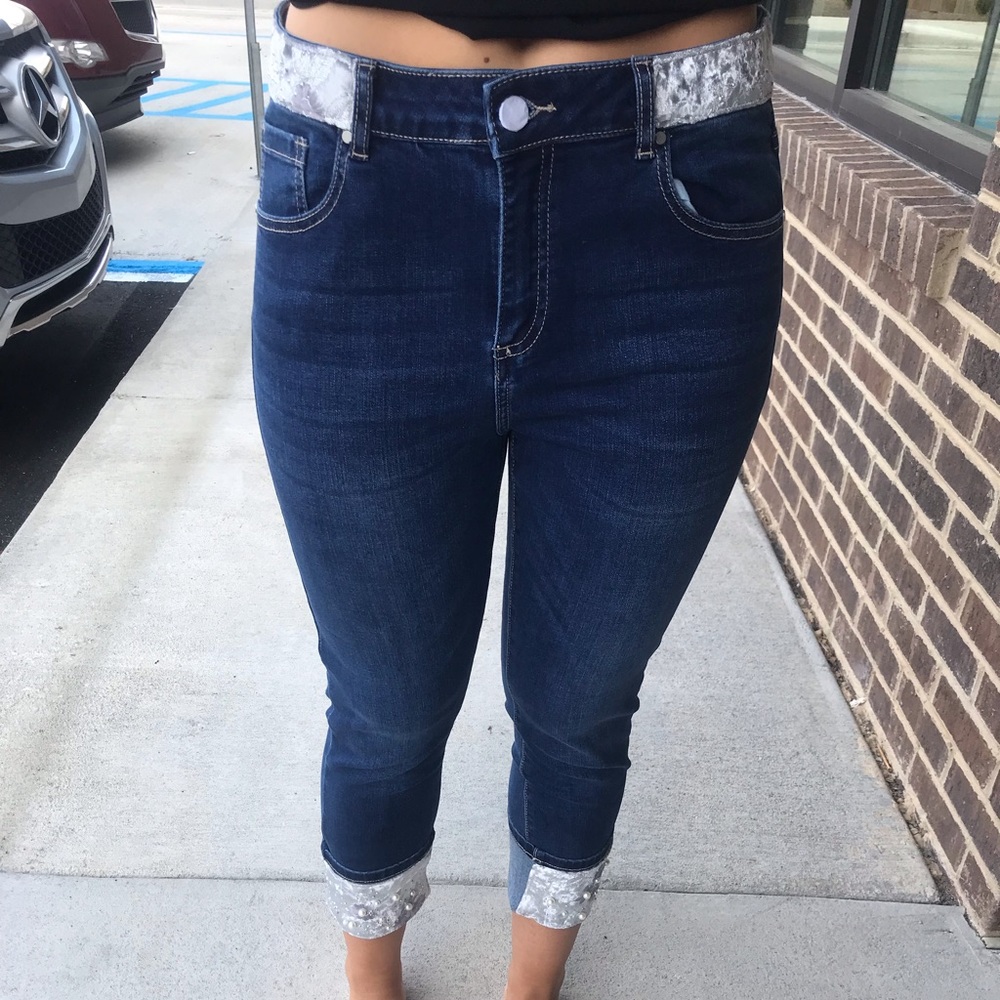 NWT Frank Lyman Jeans